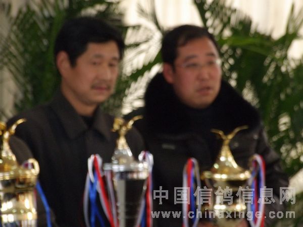 右一大城县傅长茂