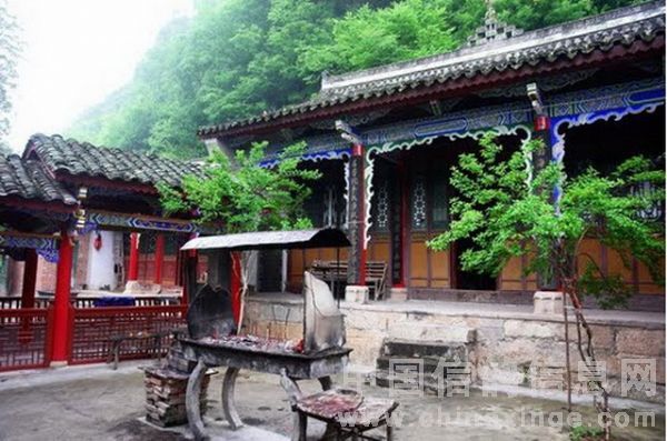 留坝马道镇凤鸣寺